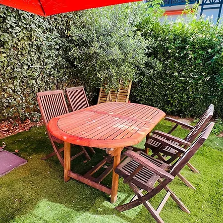 Апартаменты Le Santa, Bel Appartement, Parking Et Jardin Prive *