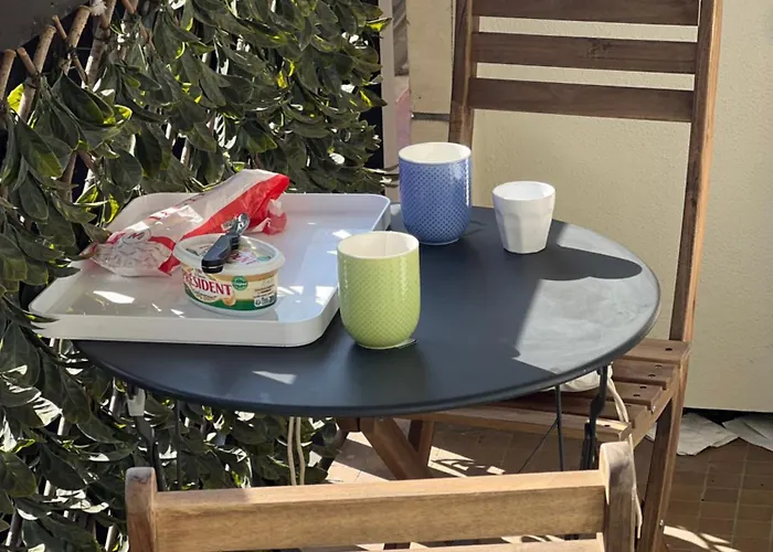 Le Santa, Bel Appartement, Parking Et Jardin Prive アパート