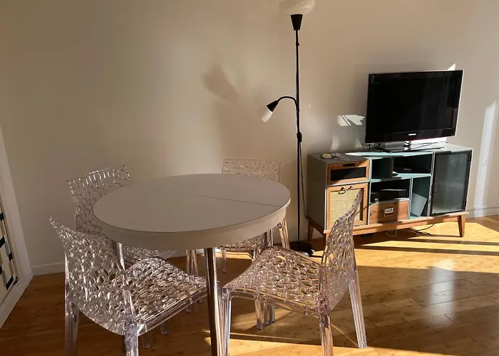 Le Santa, Bel Appartement, Parking Et Jardin Prive アパート