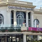 Le Santa, Bel Appartement, Parking Et Jardin Prive Apartament *