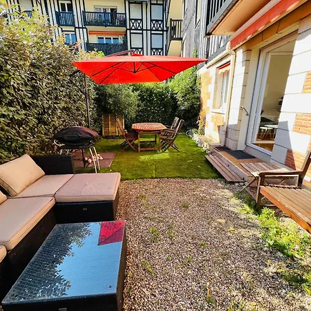 Le Santa, Bel Appartement, Parking Et Jardin Prive 아파트 *