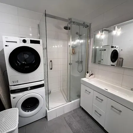 Lägenhet Le Santa, Bel Appartement, Parking Et Jardin Prive *