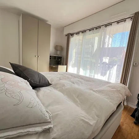 Le Santa, Bel Appartement, Parking Et Jardin Prive Deauville