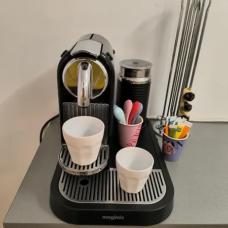 Lägenhet Le Santa, Bel Appartement, Parking Et Jardin Prive *